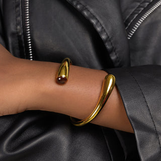 Twisted Glass Dash Cuff