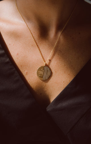 Meta Pendant Necklace