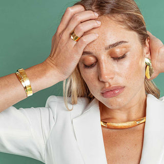 Sana Wood Collar Necklace
